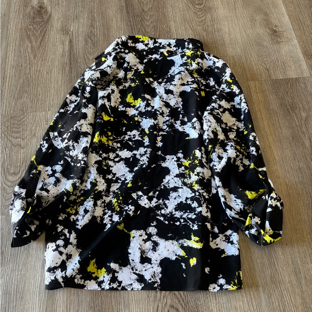 Alice + Olivia Button-down Print Divine Opal Silk Shirt - Picture 10 of 11